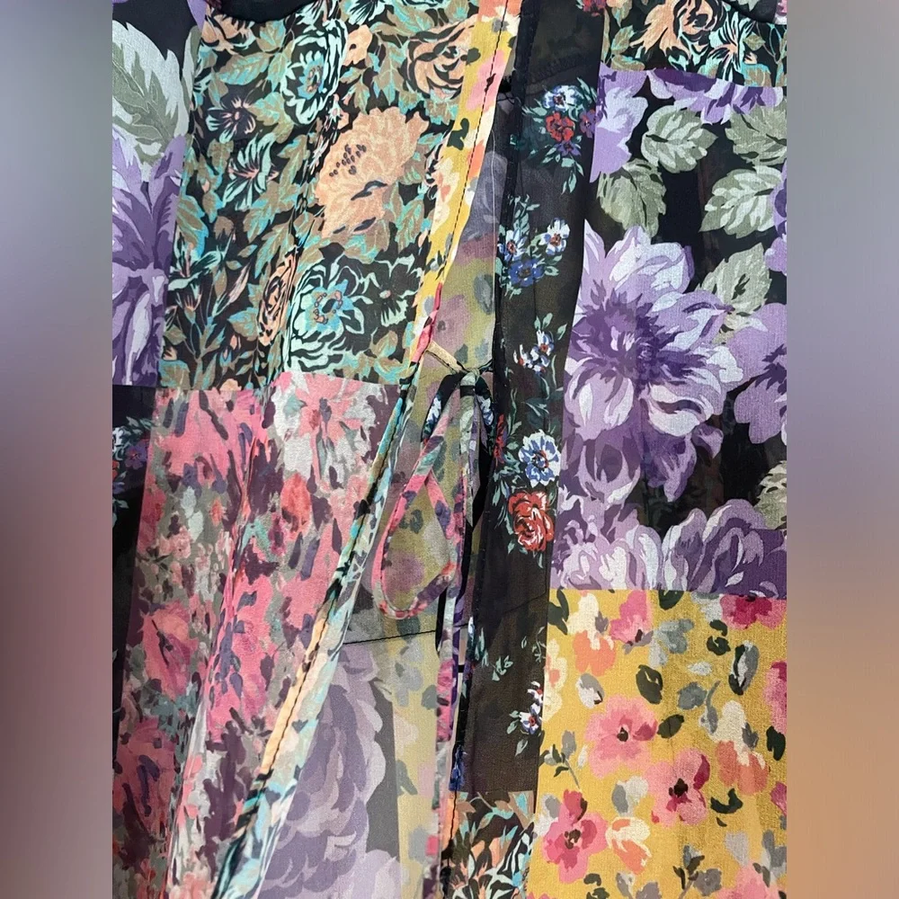 Zara The Amelie Floral Patchwork Button Down
Shirt Womens Size Large - Picture 5 of 5